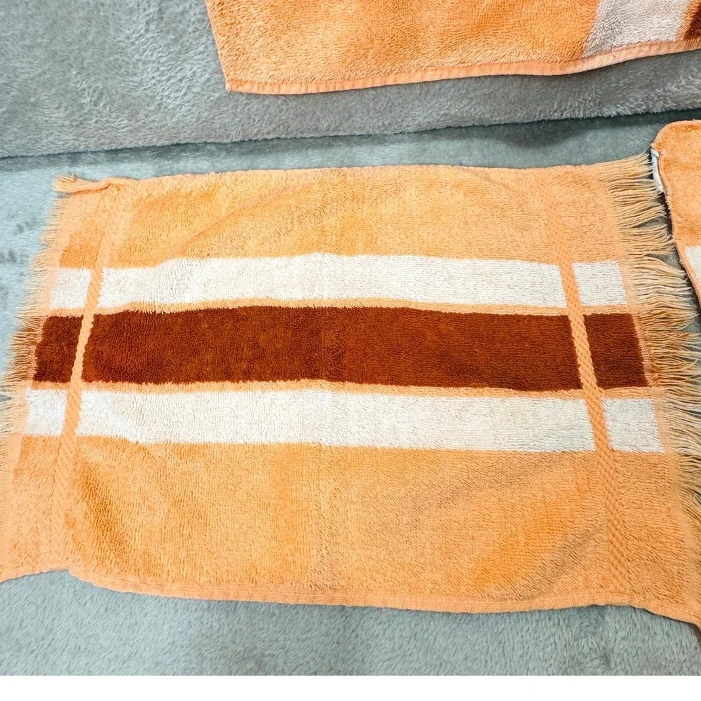 Fieldcrest Cannon Royal Velvet Vintage 3 Piece Towel Set Orange Rust Terry Cloth